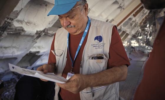 « Une obligation morale » : un médecin à la retraite de retour à Gaza pour affronter la « menace silencieuse »